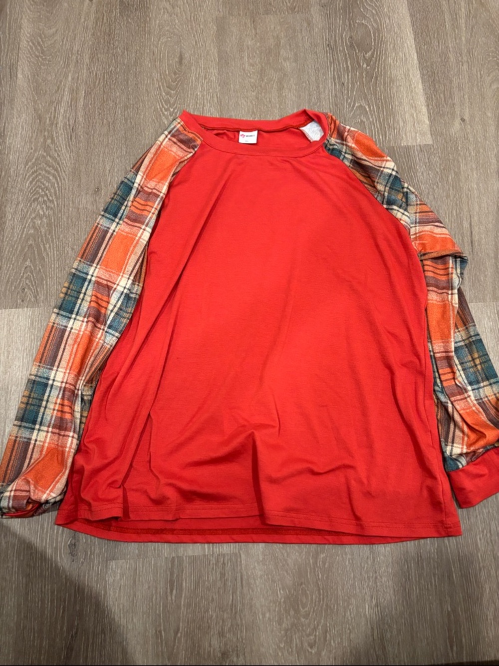 Women’s Long-Sleeve Red Raglan Shirt with Plaid Sleeves